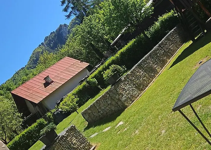 68 بيت للعطل *